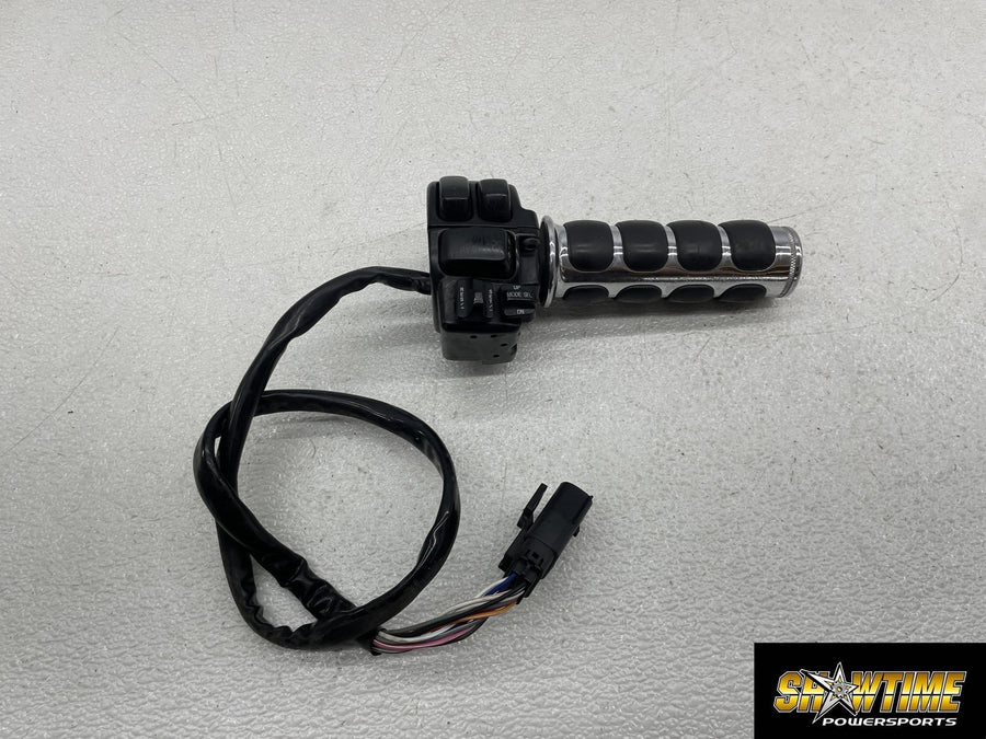 07-11 HARLEY-DAVIDSON STREET GLIDE FLHX RIGHT CONTROL SWITCH