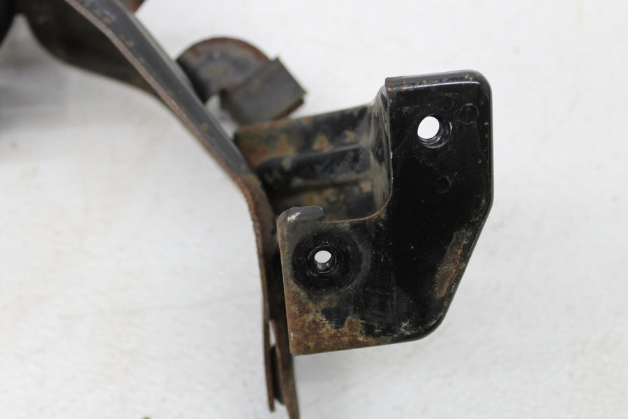 1982 YAMAHA XJ650 MAXIM UPPER FAIRING MIRROR GAUGES STAY BRACKET