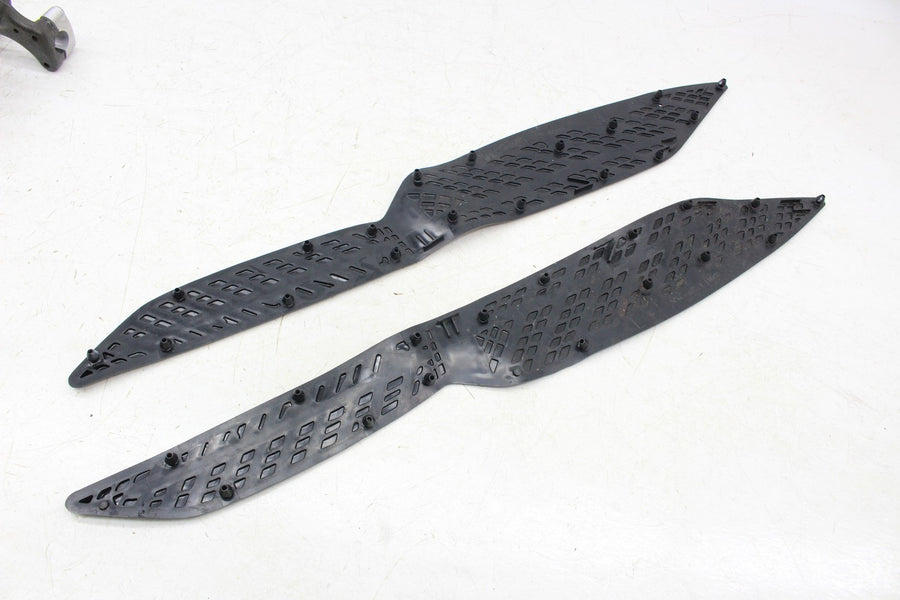 03-06 SUZUKI BURGMAN 400 AN400 FRONT REAR FOOT REST FLOORBOARDS GRIP MAT SET