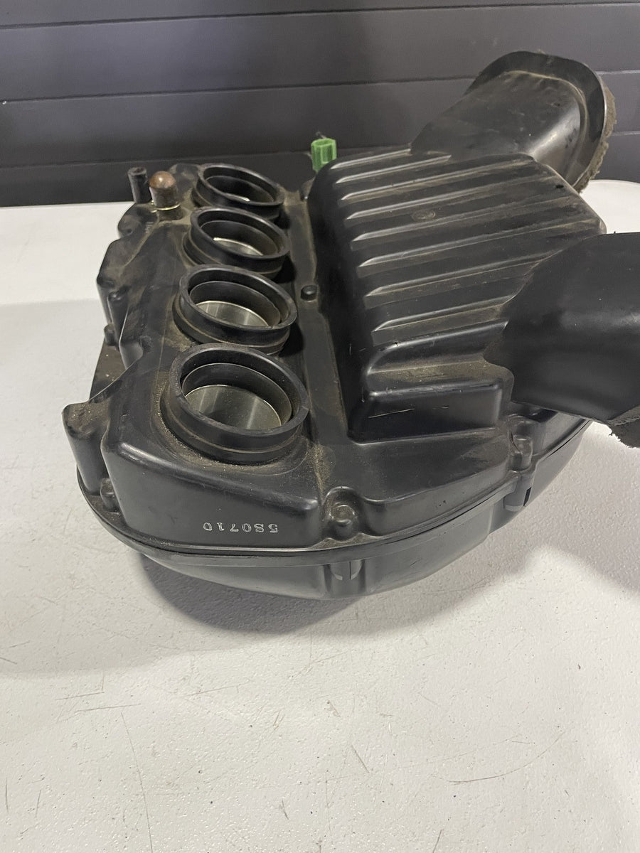 05-06 SUZUKI GSXR1000 AIRBOX AIR INTAKE FILTER BOX