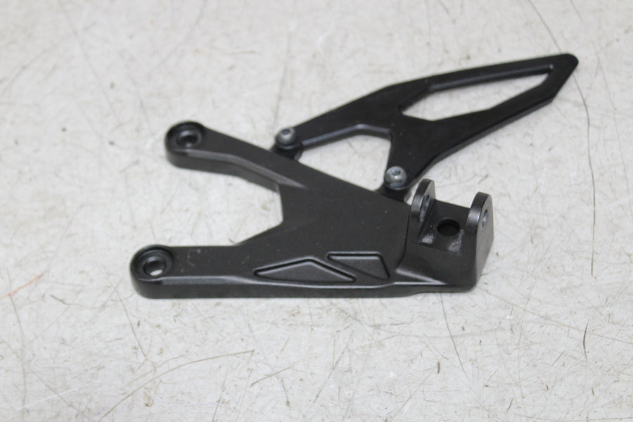 15-19 YAMAHA YZF R1 LEFT REARSET REAR SET DRIVER FOOT PEG REST BRACKET MOUNT
