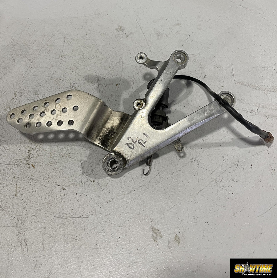 02-03 YAMAHA YZF R1 RIGHT REARSET REAR SET DRIVER FOOT PEG REST STOP