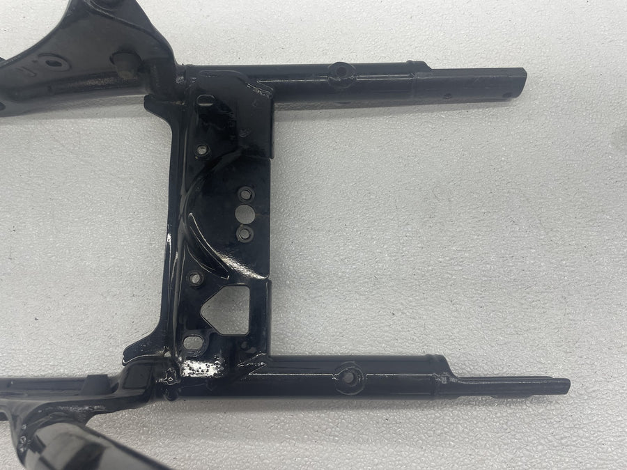 07-11 HARLEY-DAVIDSON ELECTRA GLIDE CLASSIC FLHTC REAR BACK FENDER SUPPORT FRAME