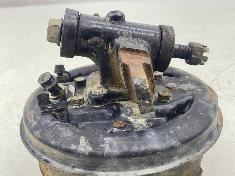 91-96 HONDA FOURTRAX 200 TRX200 TYPE II FRONT LEFT HUB DRUM SPINDLE KNUCKLE
