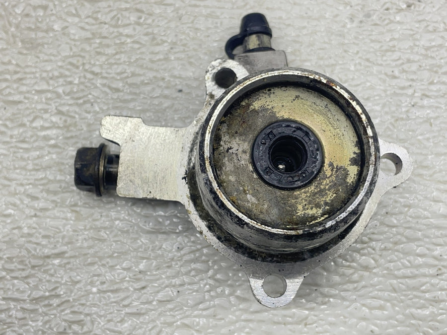 83 HONDA SHADOW 750 VT750 CLUTCH SLAVE PISTON CYLINDER 22860-ME9-000