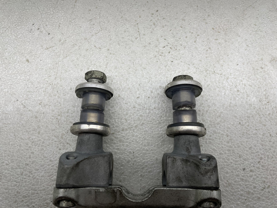 07-11 HARLEY-DAVIDSON STREET GLIDE FLHX HANDLEBAR RISERS