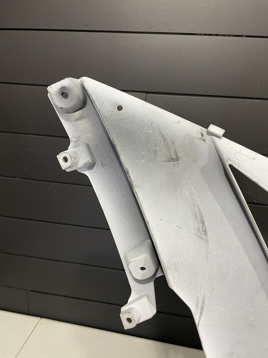 11-15 KAWASAKI NINJA ZX10R RIGHT MID UPPER SIDE FAIRING COWL PLASTIC