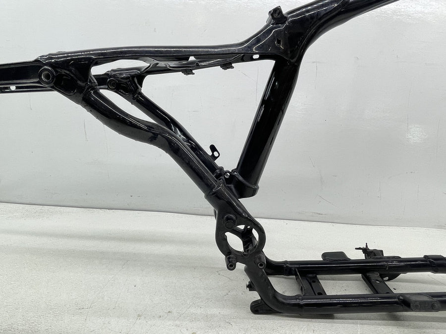 21-22 HARLEY-DAVIDSON IRON 883 XL883N FRAME CHASSI STPSS 38 STRAIGHT NICE