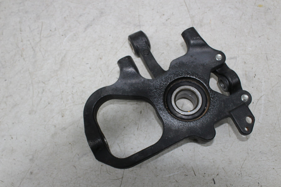 10-12 CAN-AM SPYDER ROADSTER RT FRONT RIGHT STEERING KNUCKLE SPINDLE