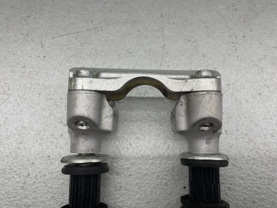 13 HARLEY-DAVIDSON ROAD GLIDE CVO CUSTOM FLTRXSE2 HANDLEBAR RISERS