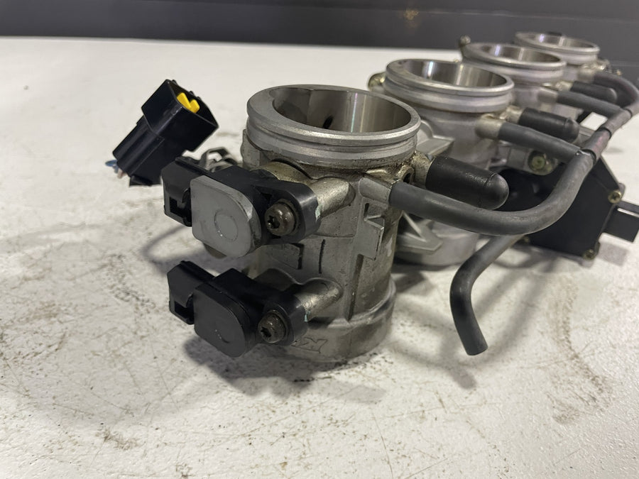 04-06 KAWASAKI NINJA ZX12R THROTTLE BODY BODIES STVA FUEL INJECTORS TPS