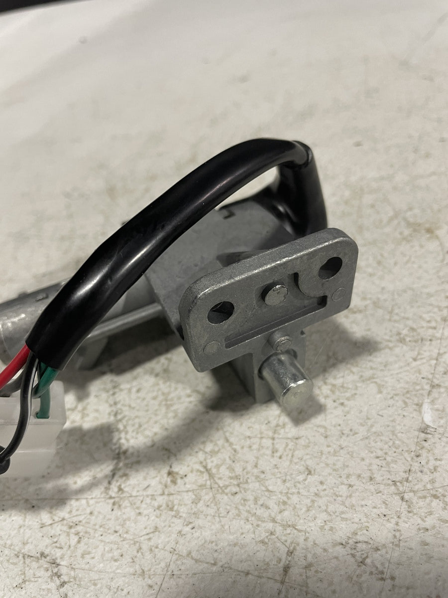 06-12 KYMCO AGILITY 50 IGNITION LOCK KEY SET W/ SEAT LOCK