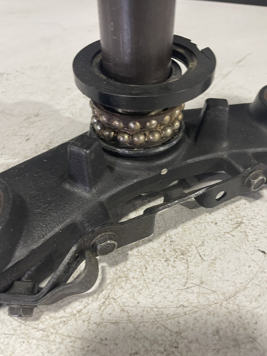 09-11 KAWASAKI NINJA 650 EX650 FRONT FORKS CLAMP LOWER TRIPLE TREE STEM