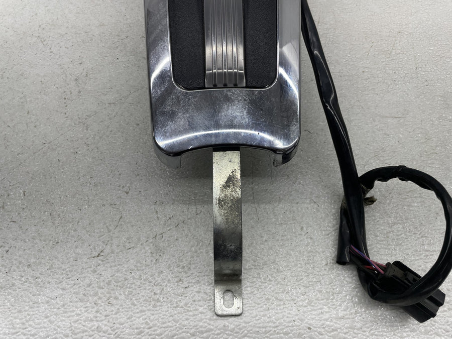 17-23 HARLEY-DAVIDSON ELECTRA GLIDE ULTRA LIMITED FLHTK GAS TANK CAP COVER TRIM