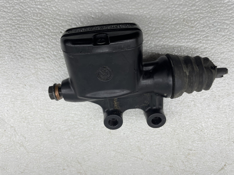 24-26 HARLEY-DAVIDSON STREET GLIDE FLHX REAR BACK BRAKE MASTER CYLINDER