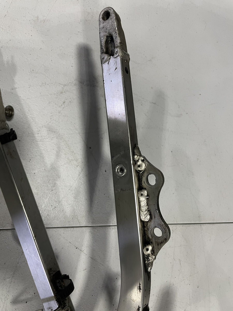 98-03 SUZUKI TL1000R REAR BACK TAIL SUBFRAME SUB FRAME