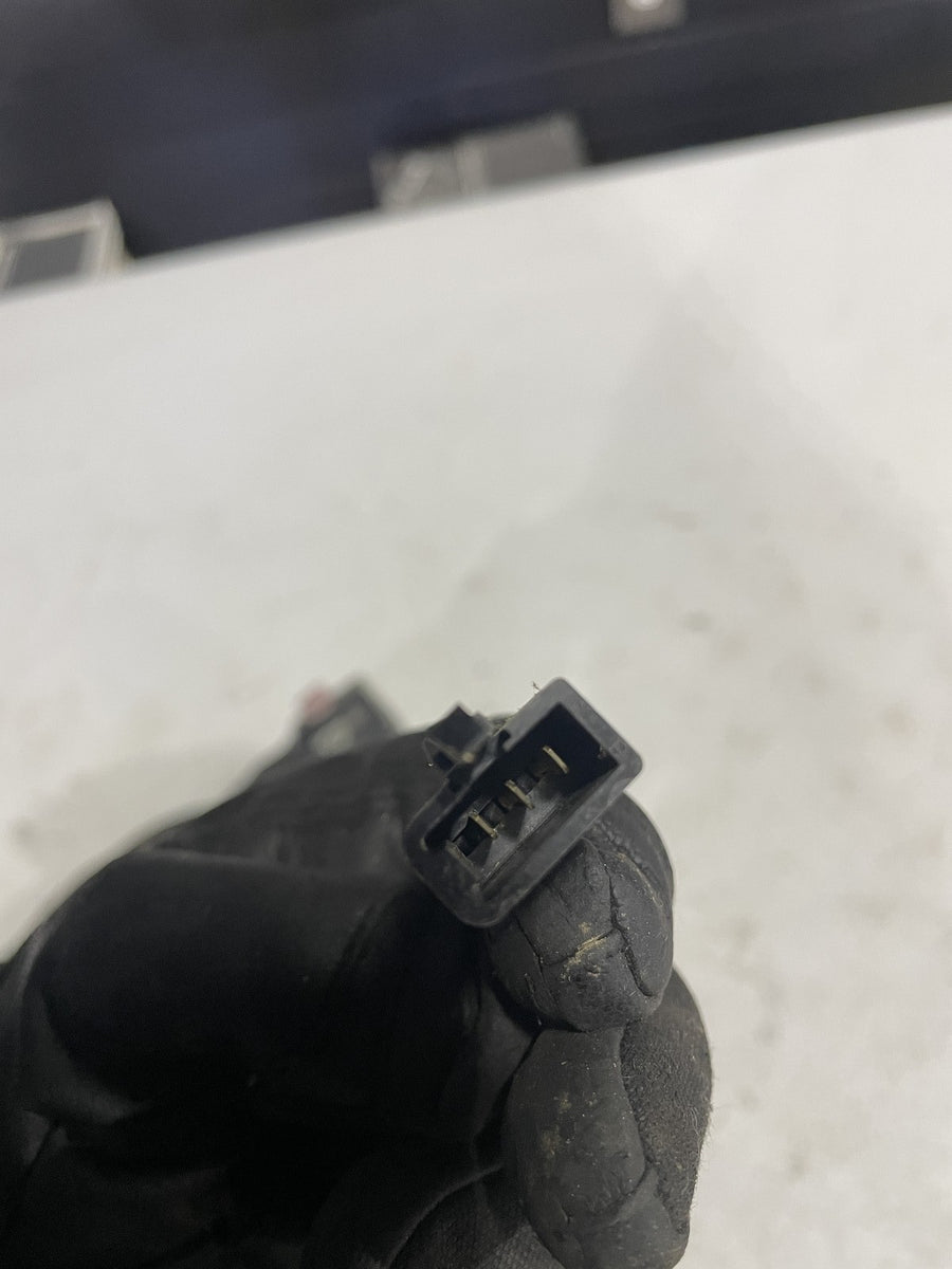 87-19 YAMAHA TW200 KILL OFF SWITCH BUTTON