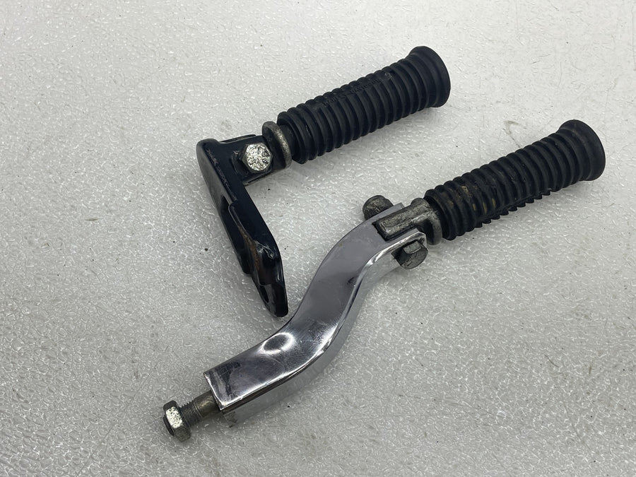 93-98 HARLEY-DAVIDSON DYNA WIDE GLIDE FXDWG REAR PASSENGER FOOT STEP PEGS