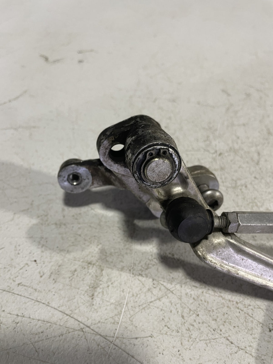 08-09 SUZUKI GSXR600 LEFT REARSET REAR SET FOOT PEG W SHIFTER 43521-01H00