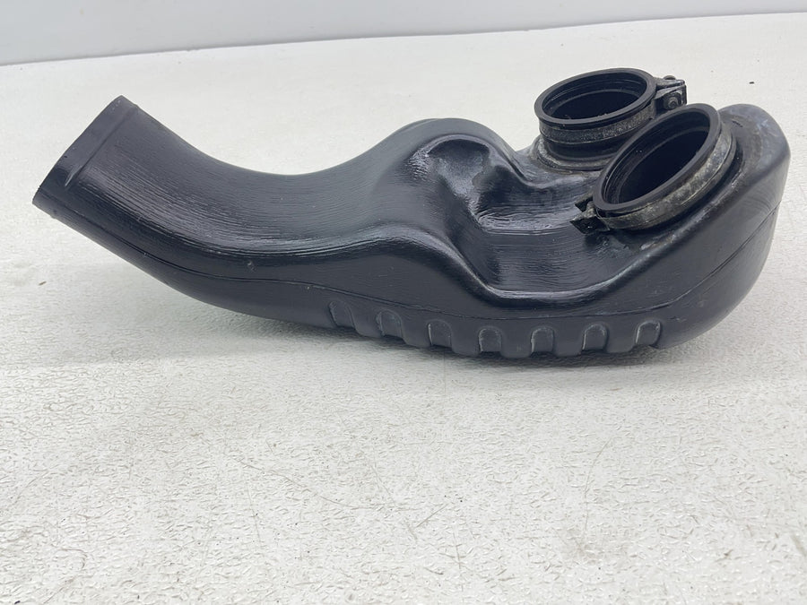 83 HONDA SHADOW 750 VT750 AIR INTAKE DUCT