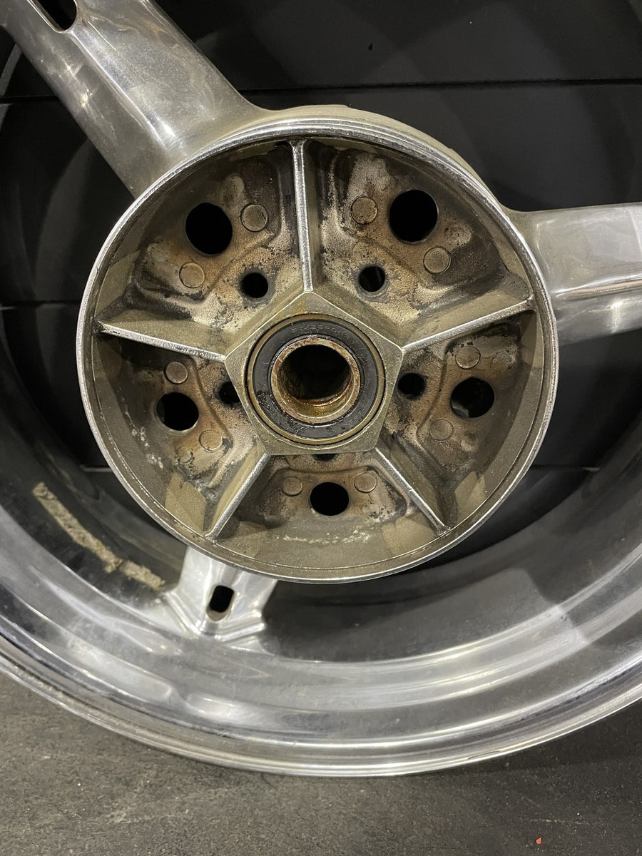 01-05 SUZUKI GSXR600 GSXR750 CHROME REAR WHEEL BACK RIM
