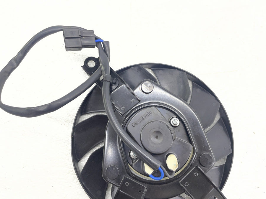 18-21 YAMAHA MT-10 ENGINE LEFT RIGHT RADIATOR COOLING FANS SET PAIR