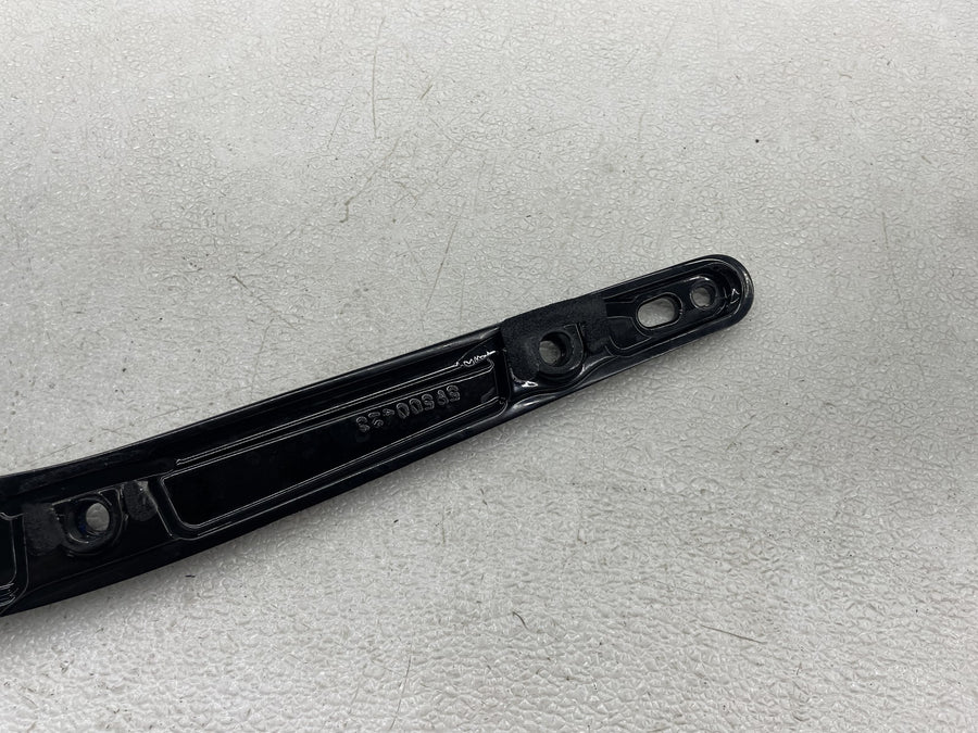 18-23 HARLEY-DAVIDSON STREET BOB REAR LEFT FENDER STRUT MOUNT BRACKET