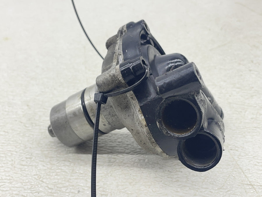 83 HONDA SHADOW 750 VT750 ENGINE WATER COOLANT PUMP  19200-ME9-040