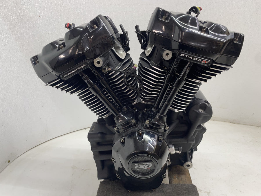 18-24 HARLEY-DAVIDSON SPORT GLIDE FLSB SCREAMIN' EAGLE 128CI M8 ENGINE NICE 13K
