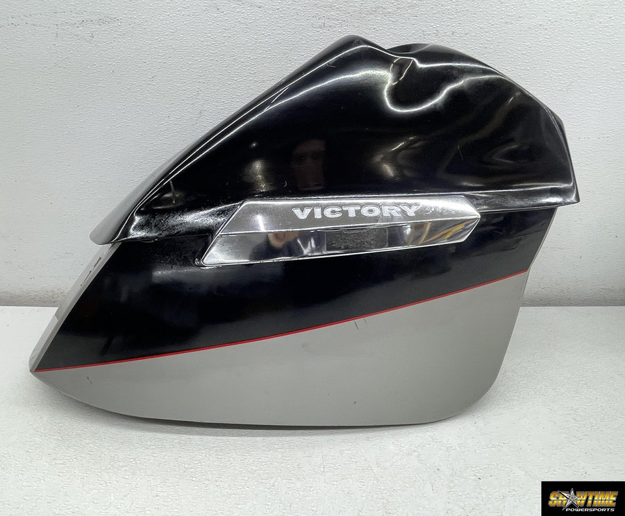 12-17 VICTORY CROSS COUNTRY TOUR RIGHT SIDE LUGGAGE SADDLEBAG BAG COMPARTMENT