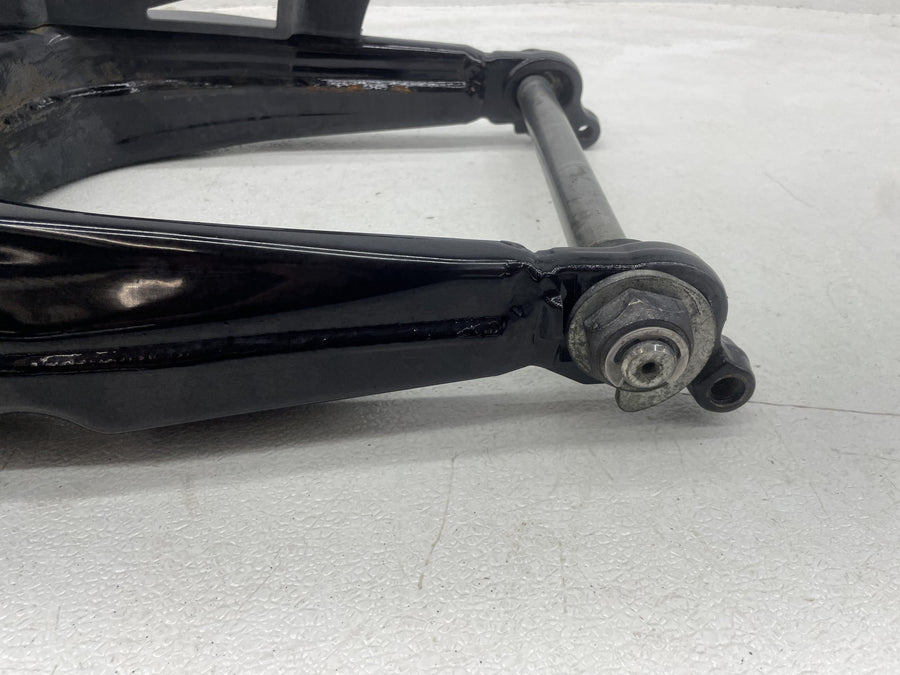 13 HARLEY-DAVIDSON ROAD GLIDE CVO CUSTOM FLTRXSE2 REAR SWINGARM SUSPENSION ARM