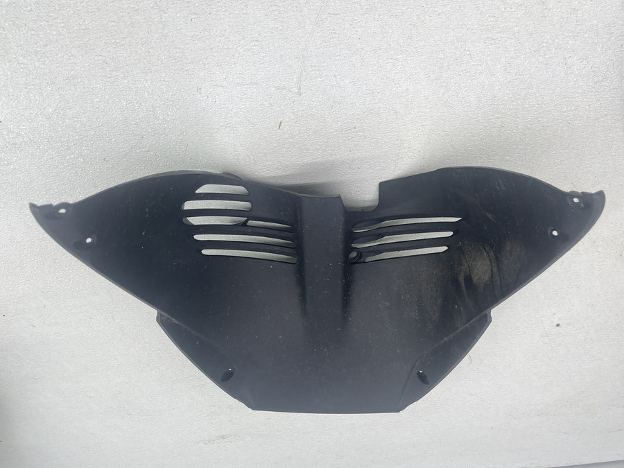 2011 HONDA PCX125 FRONT LOWER COVER PANEL FAIRING COWL SHROUD 64520-KWN-9000