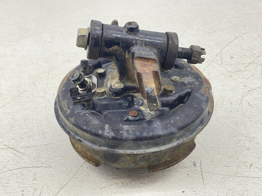 91-96 HONDA FOURTRAX 200 TRX200 TYPE II FRONT LEFT HUB DRUM SPINDLE KNUCKLE