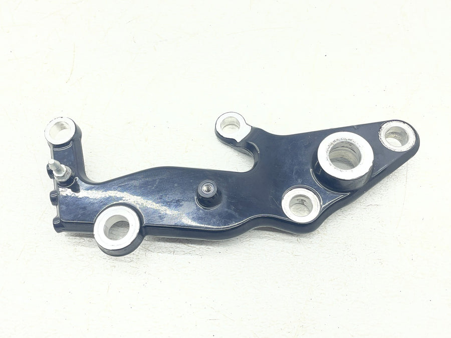 25-26 HARLEY-DAVIDSON NIGHTSTER RH975 FRAME MOUNT BRACKET PAIR