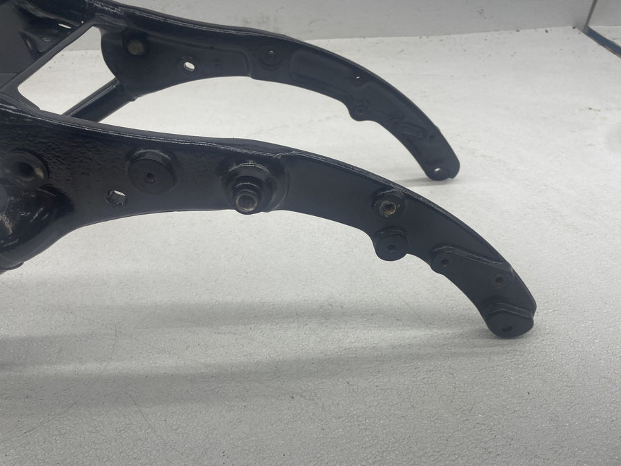 07-11 HARLEY-DAVIDSON ELECTRA GLIDE CLASSIC FLHTC REAR BACK FENDER SUPPORT FRAME