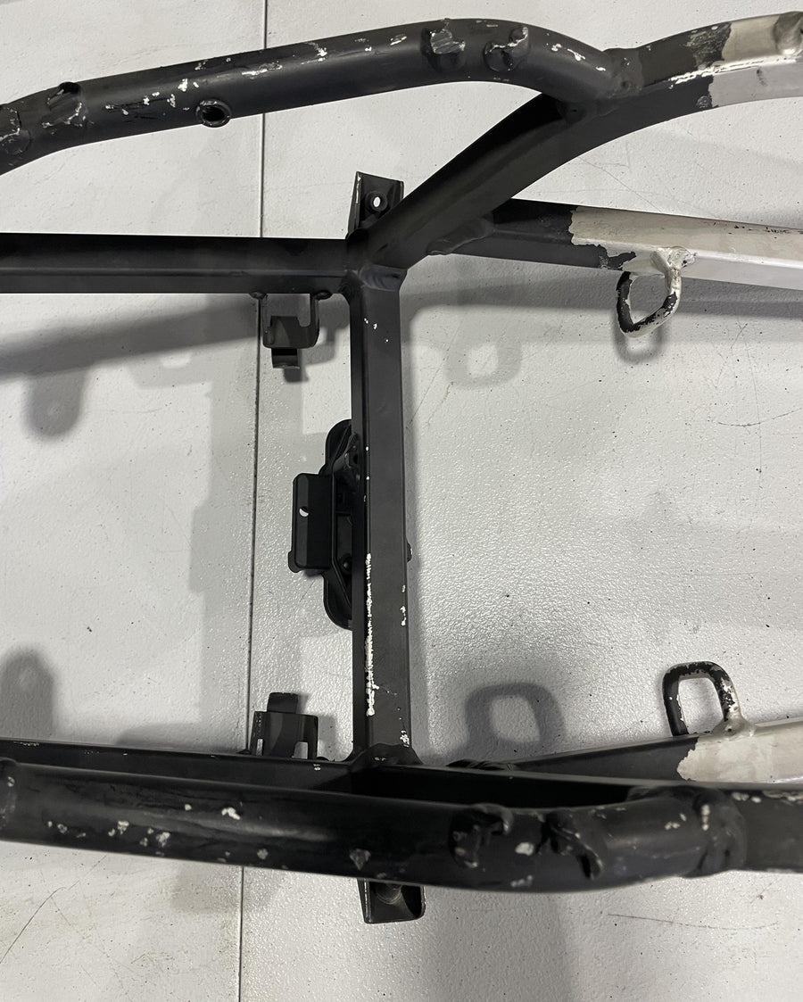 01-05 SUZUKI GSXR600 GSXR750 01-02 GSXR1000 REAR BACK TAIL SUBFRAME SUB FRAME