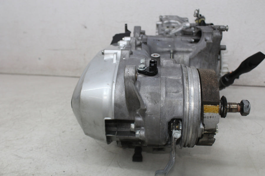 21 HONDA PCX150 ENGINE MOTOR CYLINDER HEAD CASES TRANSMISSION *STRONG RUNNER*