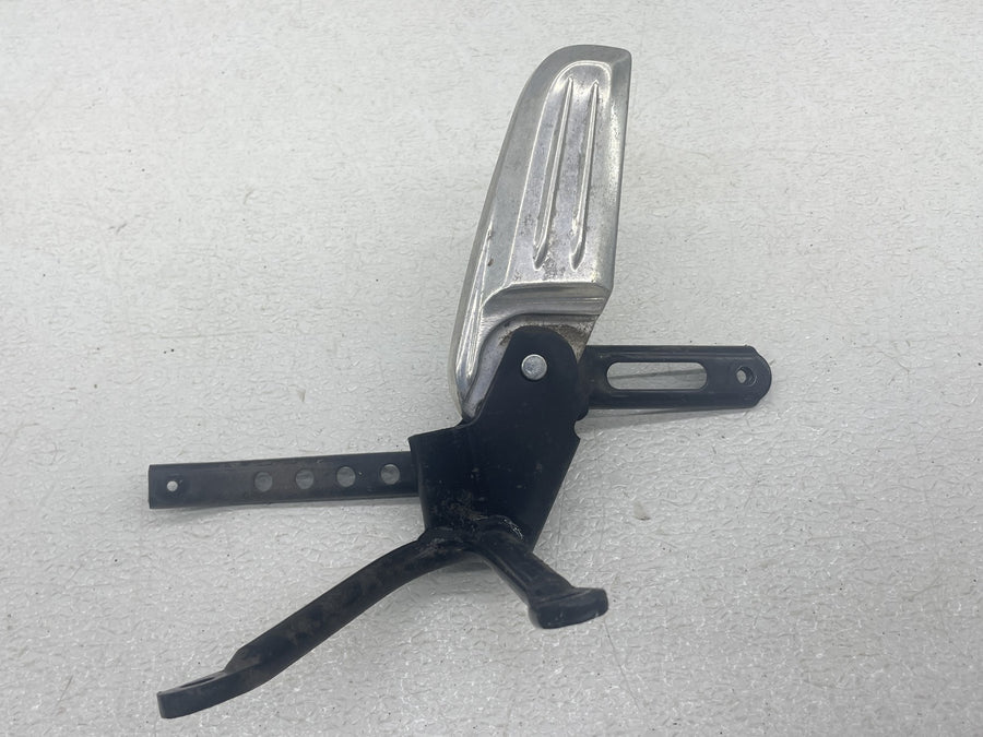 2011 HONDA PCX125 FRONT FOOT RESTS PEGS STEPS SET PAIR