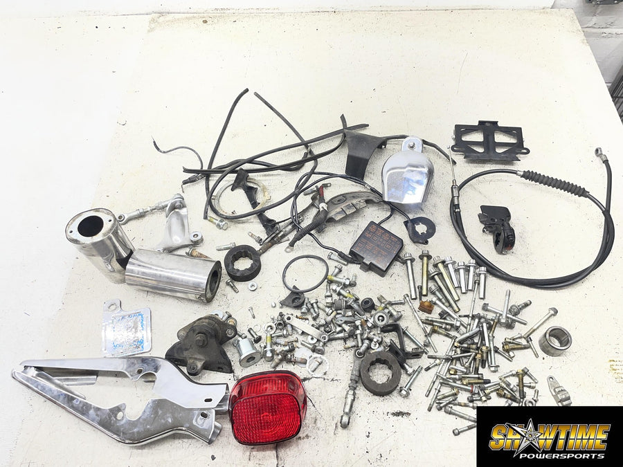 07-11 HARLEY-DAVIDSON STREET GLIDE FLHX PARTS HARDWARE LOT