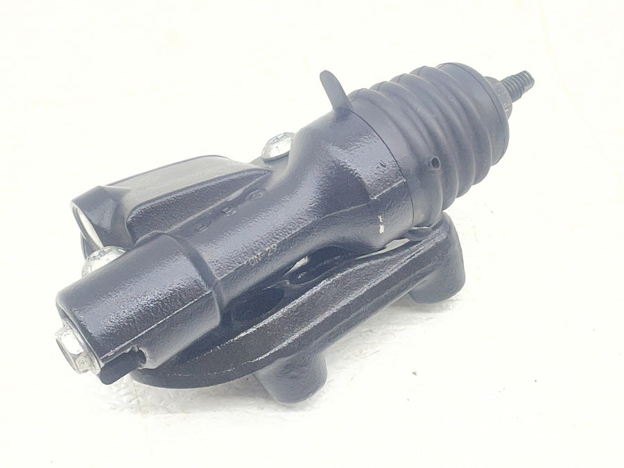 21-22 HARLEY-DAVIDSON IRON 883 XL883N REAR BACK BRAKE MASTER CYLINDER