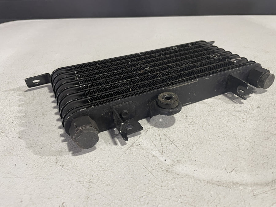 99-04 TRIUMPH SPRINT ST 955 ENGINE MOTOR OIL COOLER  T2101515