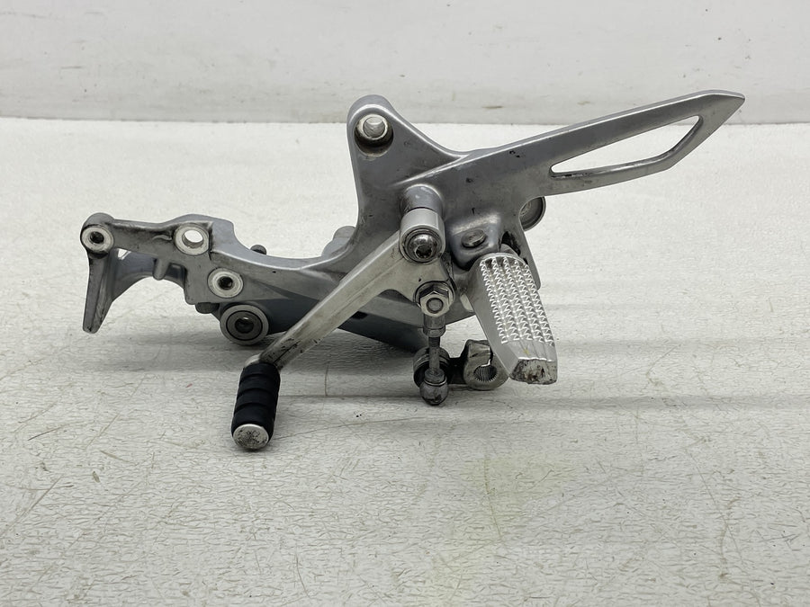 09-14 BMW F800R LEFT REARSET REAR SET FOOT PEG W SHIFTER