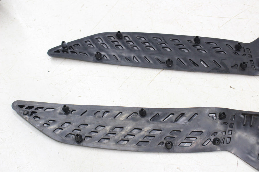 03-06 SUZUKI BURGMAN 400 AN400 FRONT REAR FOOT REST FLOORBOARDS GRIP MAT SET