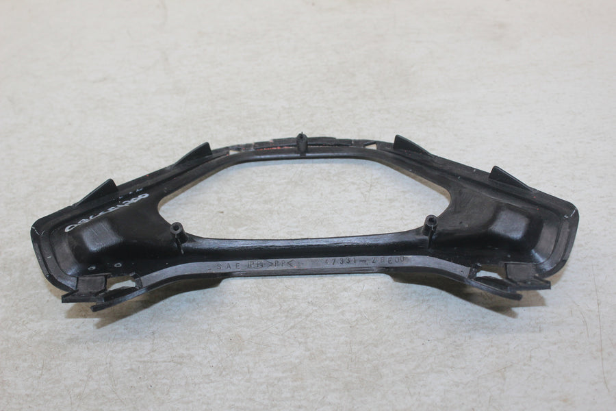 97-98 SUZUKI BANDIT 1200 FRONT LOWER INNER EXHAUST V FAIRING COWL GUARD