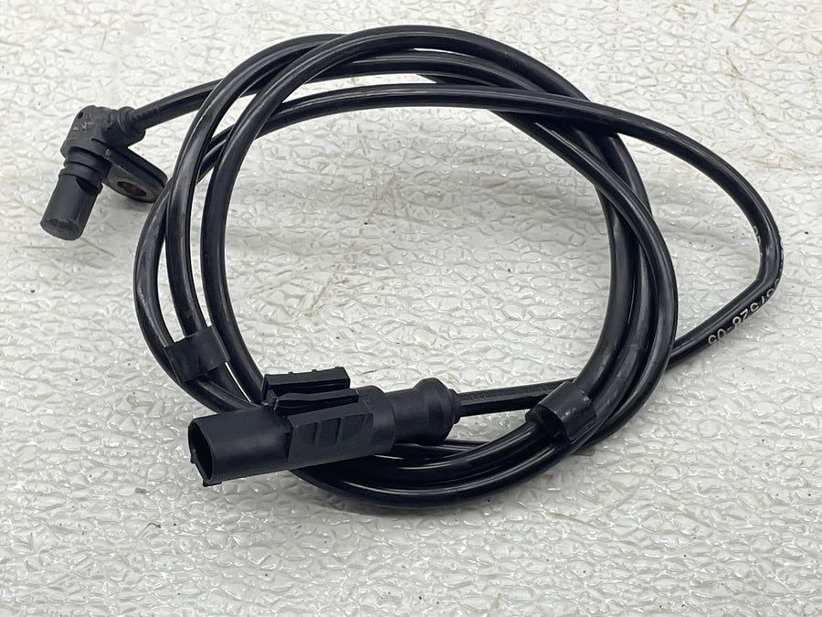09-14 BMW F800R ABS FRONT SPEED SPEEDOMETER SENSOR 0265007684