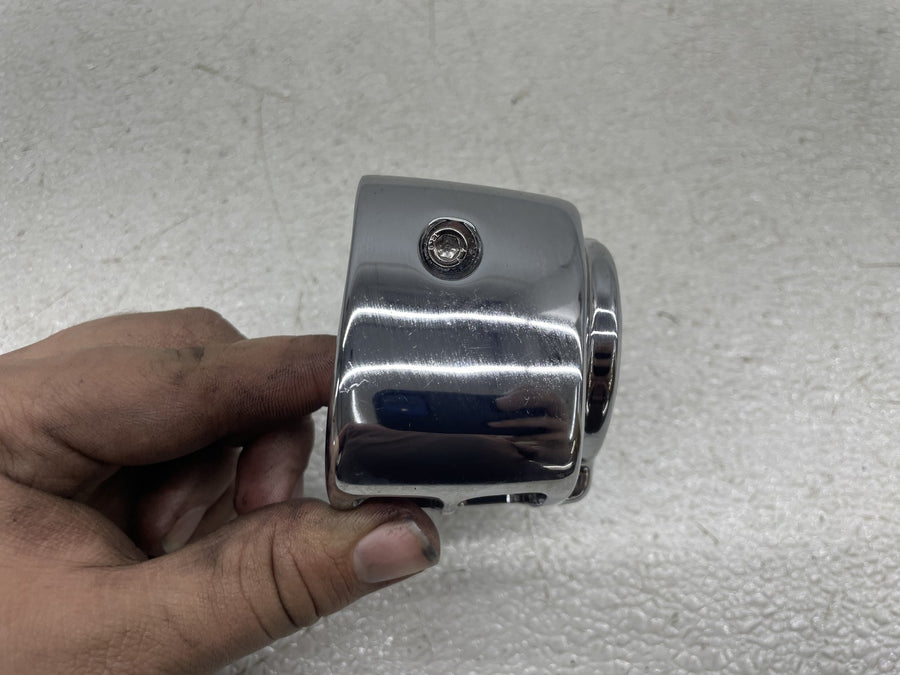 89-91 HARLEY-DAVIDSON ELECTRA GLIDE CLASSIC CHROME SWITCH SHELLS HOUSING PAIR
