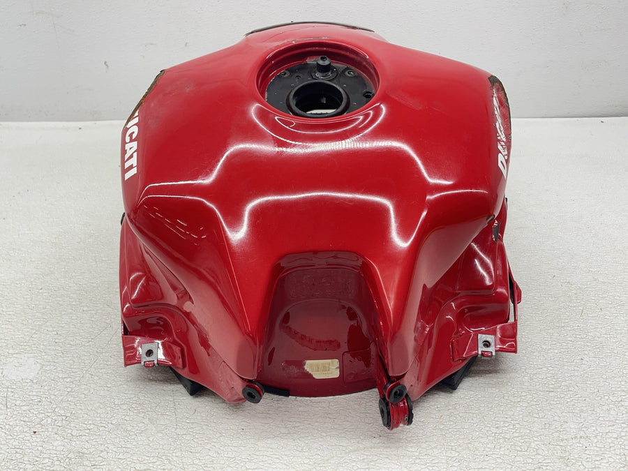 21-24 DUCATI SUPERSPORT 950 S GAS TANK FUEL CELL PETROL RESERVOIR