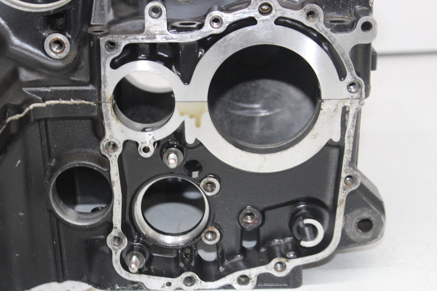 93-01 KAWASAKI NINJA ZX11 ENGINE MOTOR CRANKCASE CRANK CASES BLOCK