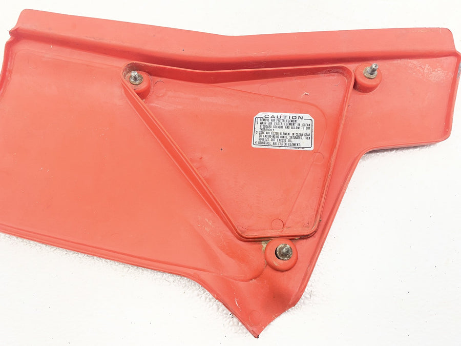 83-84 HONDA XR350R LEFT REAR NUMBER PLATE AIRBOX COVER PANEL COWL