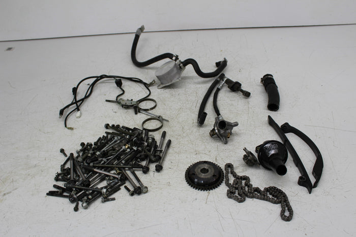 00-03 SUZUKI GSXR750 ENGINE PARTS HEAT EXCHANGE HARDWARE HOSE CHAIN GEAR